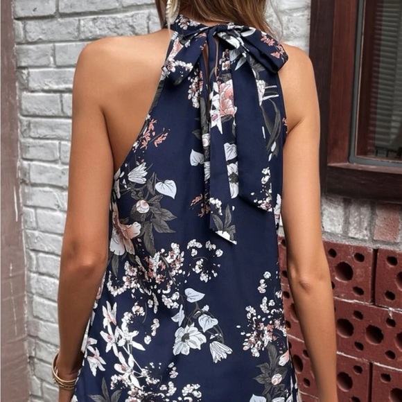 New navy blue floral print sleeveless halter top - Picture 7 of 8